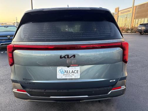 Astra Blue 2027 Kia Carnival SX