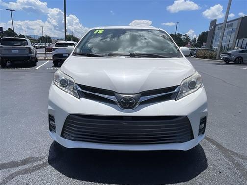 2018 Toyota Sienna L