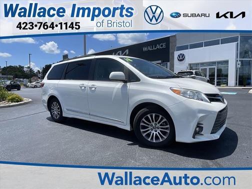 2018 Toyota Sienna L