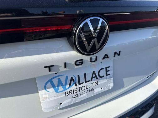 Opal White Pearl 2026 Volkswagen Tiguan 2.0T SE R-Line Black