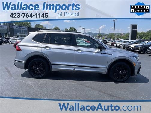 2022 Volkswagen Tiguan 2.0T SE R-Line Black
