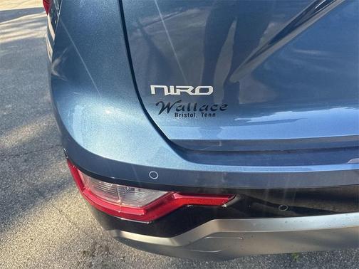 2025 Kia Niro EX Touring