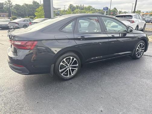 2025 Volkswagen Jetta 1.5T Sport
