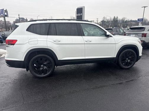 Opal White Pearl 2026 Volkswagen Atlas 2.0T SE W/TECHNOLOGY