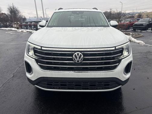 Opal White Pearl 2026 Volkswagen Atlas 2.0T SE W/TECHNOLOGY
