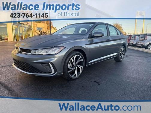 Platinum Gray Metallic 2026 Volkswagen Jetta 1.5T SEL