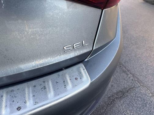 Platinum Gray Metallic 2026 Volkswagen Jetta 1.5T SEL