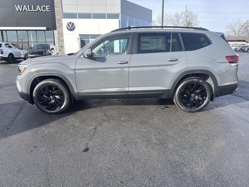 Pure Gray 2026 Volkswagen Atlas 2.0T SE W/TECHNOLOGY