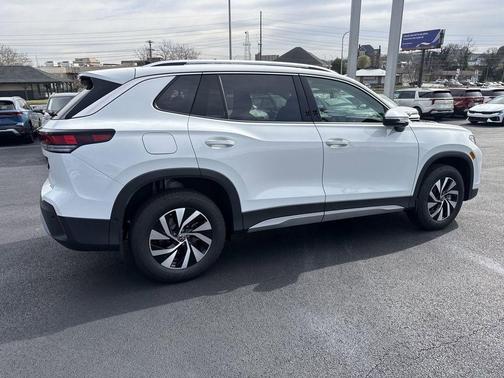 Pure White 2026 Volkswagen Tiguan 2.0T S