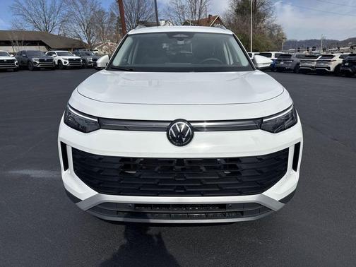 Pure White 2026 Volkswagen Tiguan 2.0T S