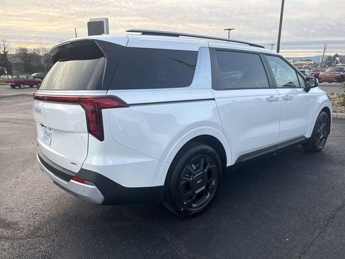 Snow White Pearl 2026 Kia Carnival Hybrid EX