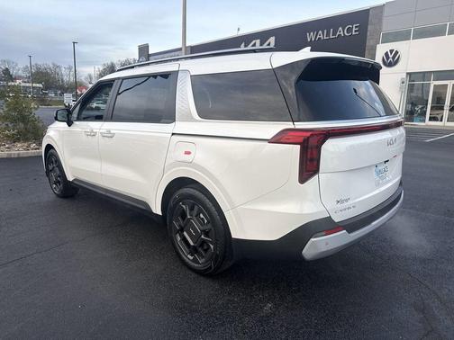 Snow White Pearl 2026 Kia Carnival Hybrid EX