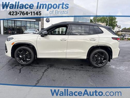 Sandstone 2026 Volkswagen Tiguan 2.0T SE R-Line Black