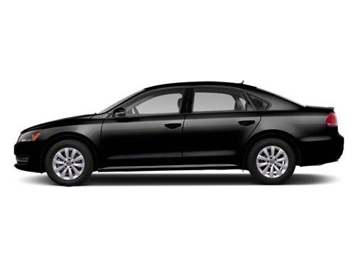 Black 2013 Volkswagen Passat 2.0 TDI SE
