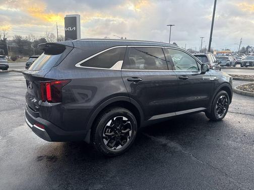 Metal 2026 Kia Sorento S