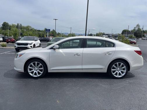 White Diamond Clearcoat 2013 Buick LaCrosse Touring