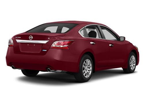 Cayenne Red 2014 Nissan Altima 2.5 S