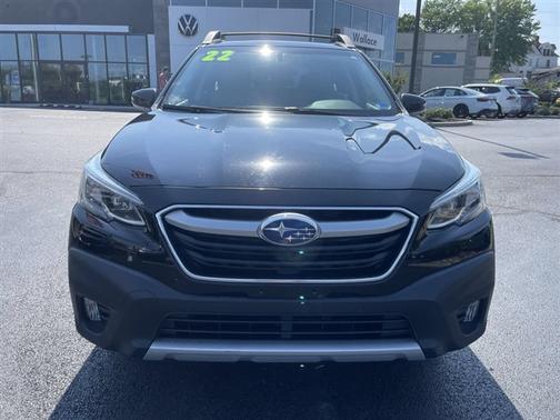 Crystal Black Silica 2022 Subaru Outback Limited XT