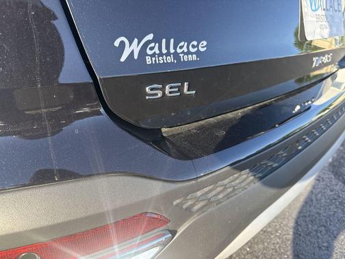 Deep Black Pearl 2026 Volkswagen Taos 1.5T SEL