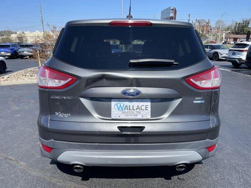 Magnetic 2015 Ford Escape SE