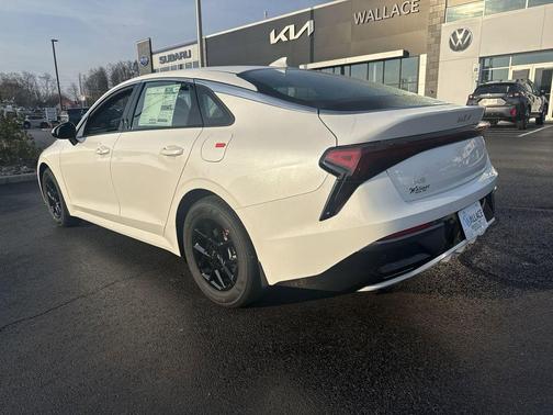 Snow White Pearl 2026 Kia K5 LXS