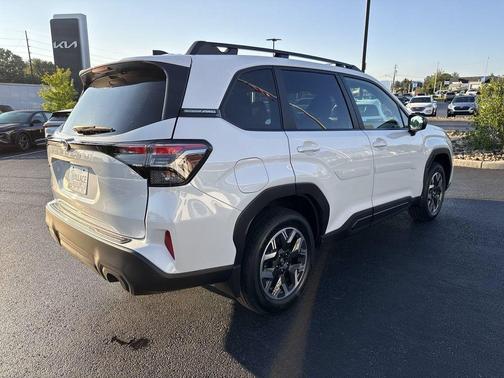 Crystal White Pearl 2026 Subaru Forester Premium