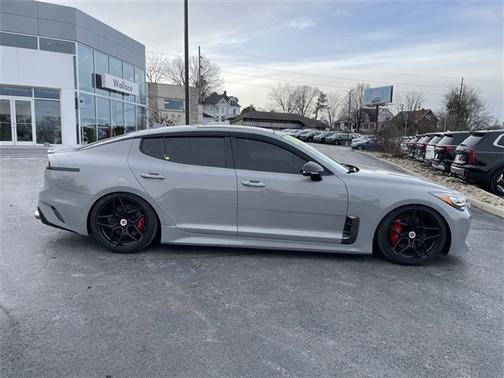 2020 Kia Stinger GT1