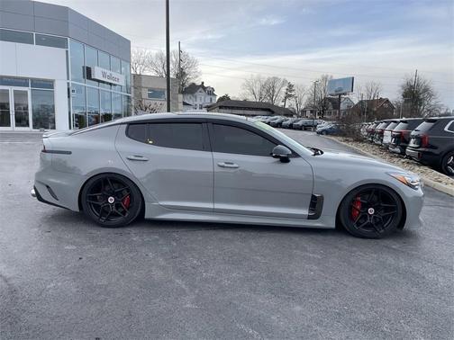 2020 Kia Stinger GT1