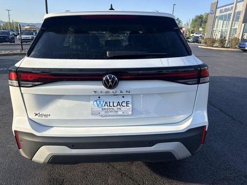 Pure White 2026 Volkswagen Tiguan 2.0T S