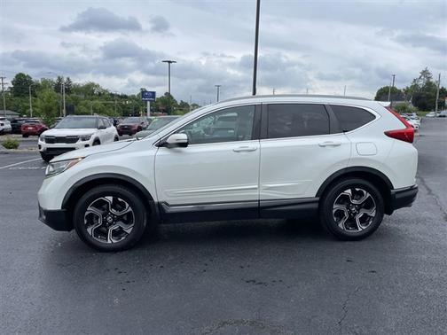 White 2017 Honda CR-V Touring