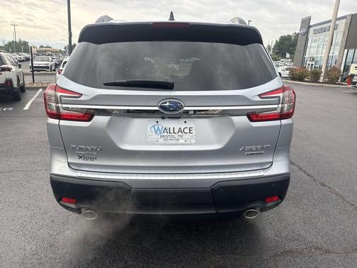 Ice Silver Metallic 2026 Subaru Ascent Limited