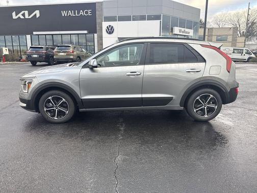 Steel Gray 2026 Kia Niro EX