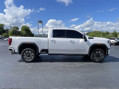 White Frost Tri-Coat 2025 GMC Sierra 2500 Denali Ultimate