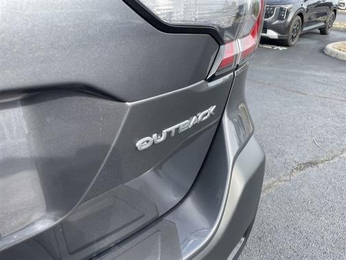 Magnetite Gray Metallic 2025 Subaru Outback Premium