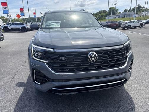Platinum Gray 2026 Volkswagen Atlas 2.0T SEL Premium R-Line