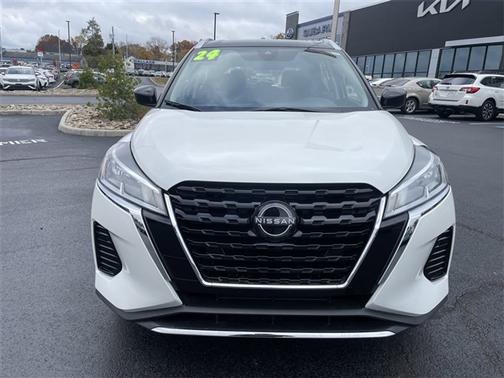 2024 Nissan Kicks SV