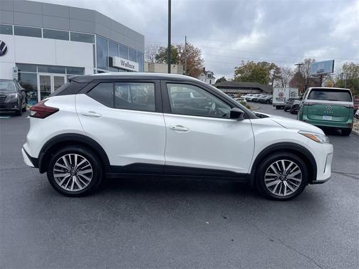 2024 Nissan Kicks SV