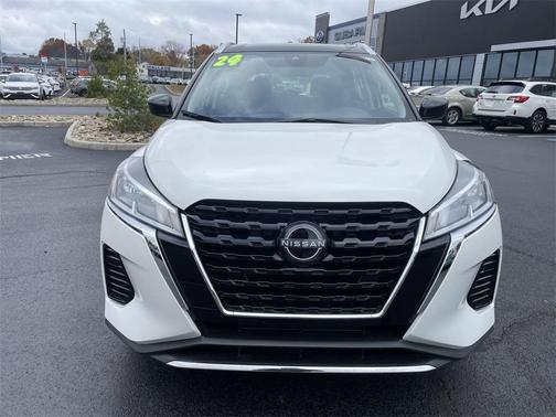 2024 Nissan Kicks SV