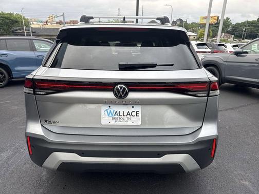 Pyrite 2026 Volkswagen Tiguan 2.0T S