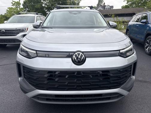 Pyrite 2026 Volkswagen Tiguan 2.0T S