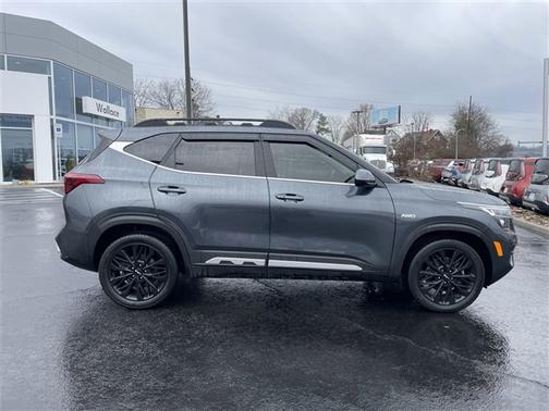 2023 Kia Seltos Nightfall