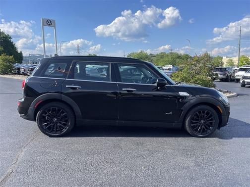 Midnight Black Metallic 2017 MINI Clubman Cooper S ALL4