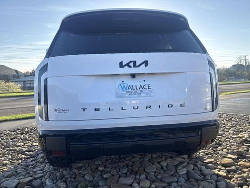 Glacial White Pearl 2027 Kia Telluride EX