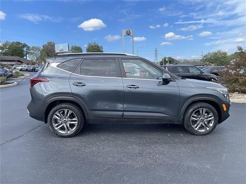 2023 Kia Seltos S