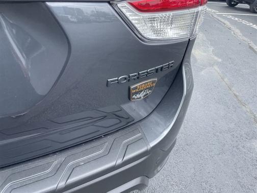 Magnetite Gray Metallic 2025 Subaru Forester Wilderness