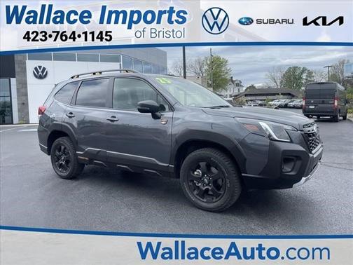 Magnetite Gray Metallic 2025 Subaru Forester Wilderness