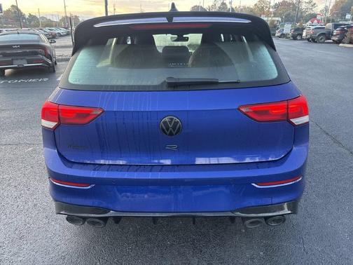Lapiz Blue Metallic 2027 Volkswagen Golf R