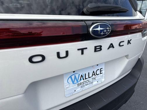 Crystal White Pearl 2026 Subaru Outback Touring XT