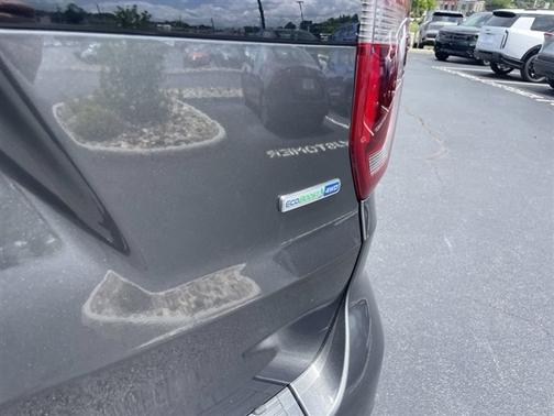 Magnetic 2019 Ford Explorer sport