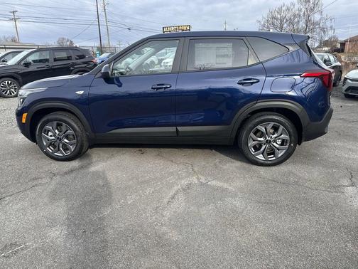 Dark Ocean Blue 2026 Kia Seltos LX